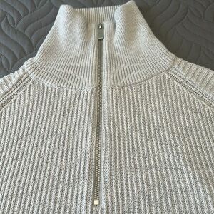 Rachel Zoe Light Gray Ribbed Sweater